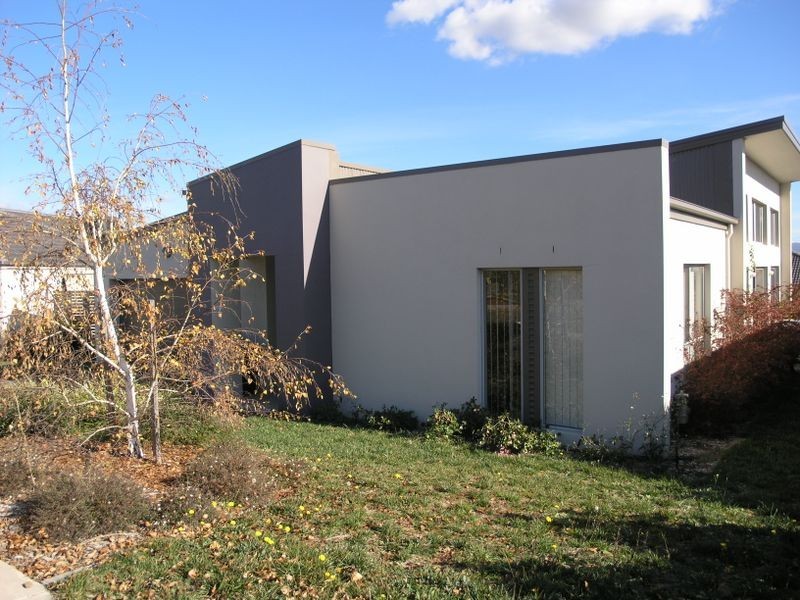 8 Polilight Street, Dunlop ACT 2615
