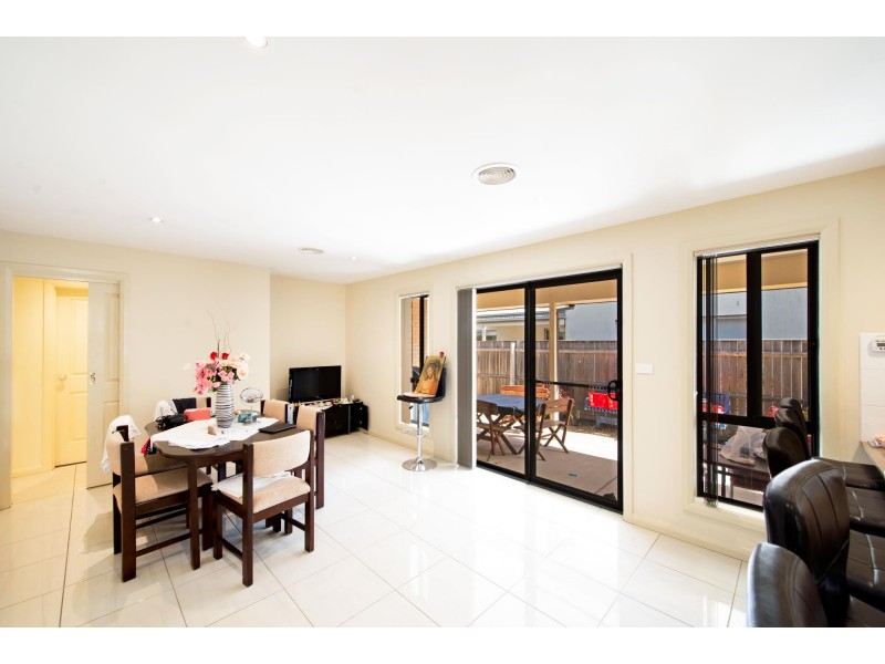 9 Denoon Street, Forde ACT 2914