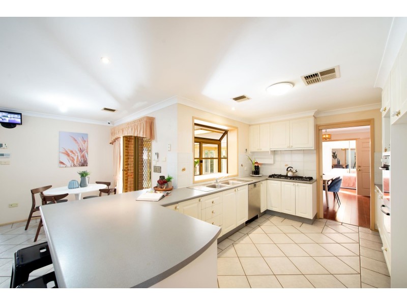 18 Feathertop Street, Palmerston ACT 2913