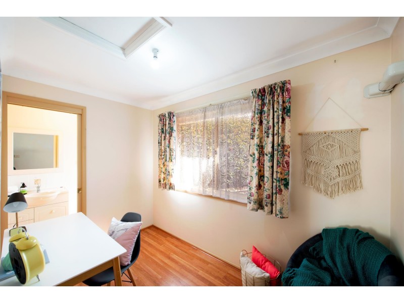 18 Feathertop Street, Palmerston ACT 2913