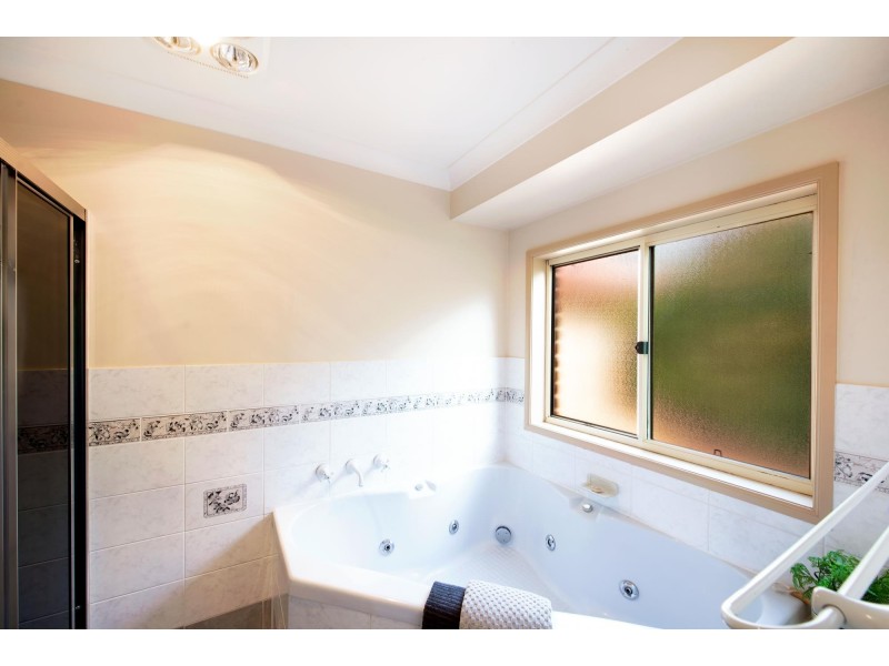 18 Feathertop Street, Palmerston ACT 2913