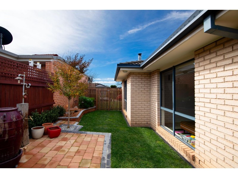 18 Clarendon Street, Amaroo ACT 2914