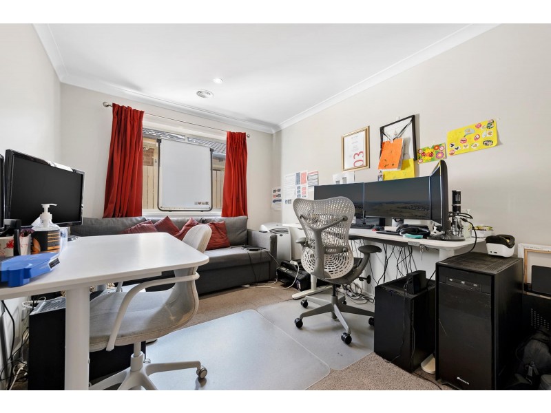25 Nancy Cato Street, Franklin ACT 2913