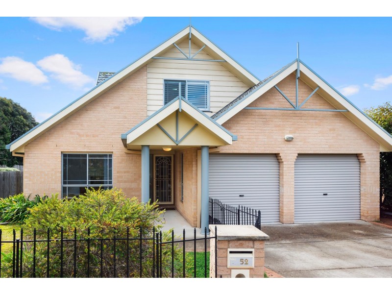 52 Sugarloaf Circle, Palmerston ACT 2913