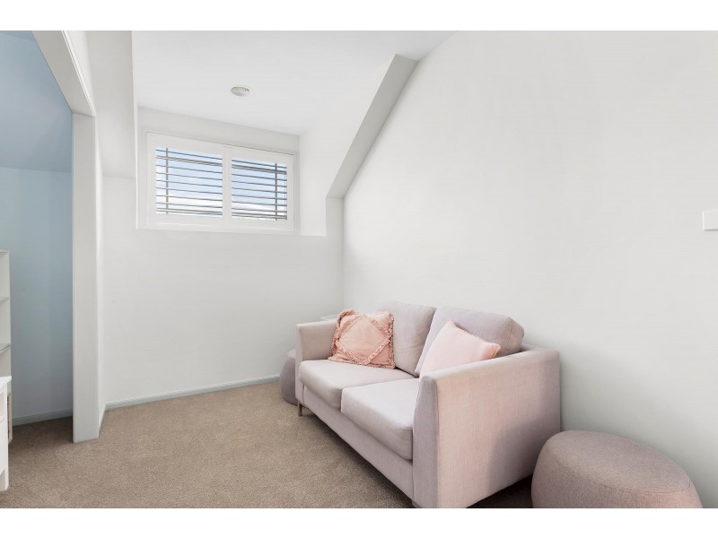 52 Sugarloaf Circle, Palmerston ACT 2913