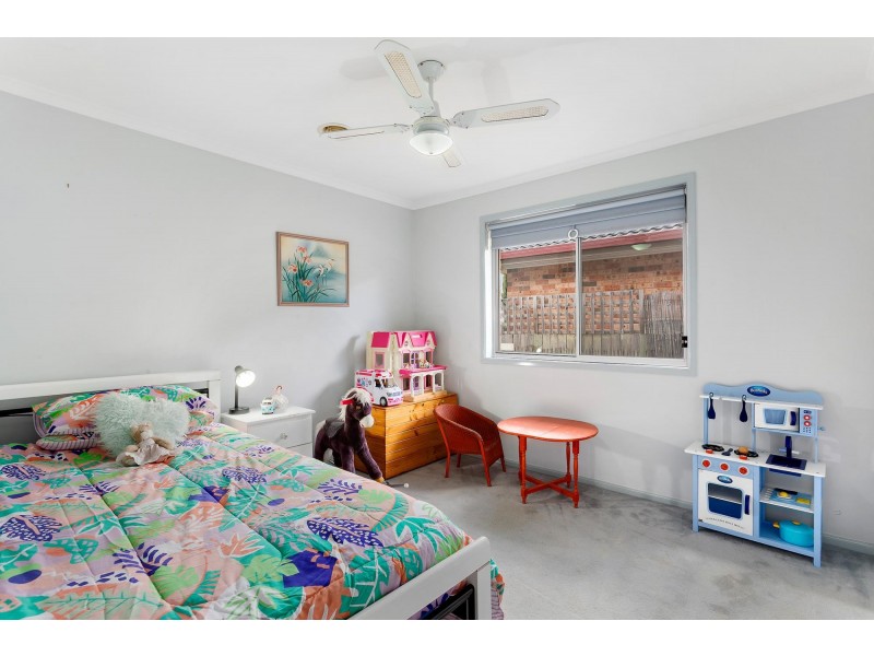 52 Sugarloaf Circle, Palmerston ACT 2913