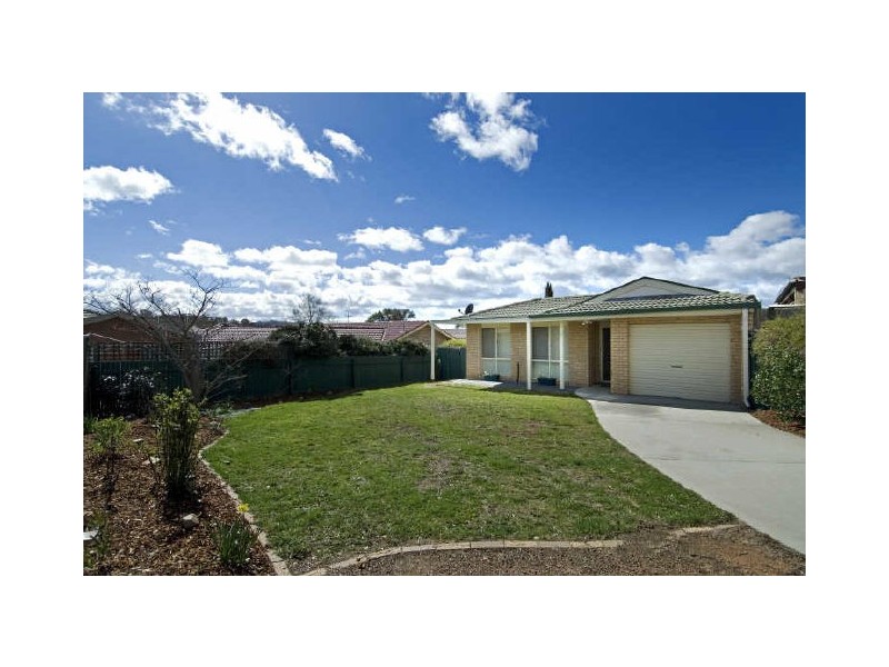 5 Yerrabi Place, Ngunnawal ACT 2913