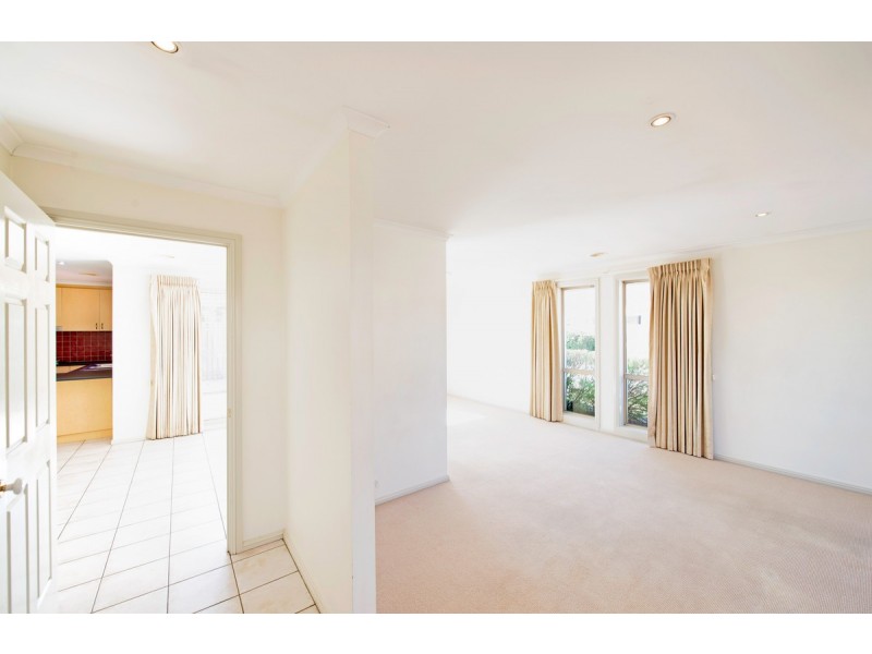 5/75 Lampard Circuit, Bruce ACT 2617