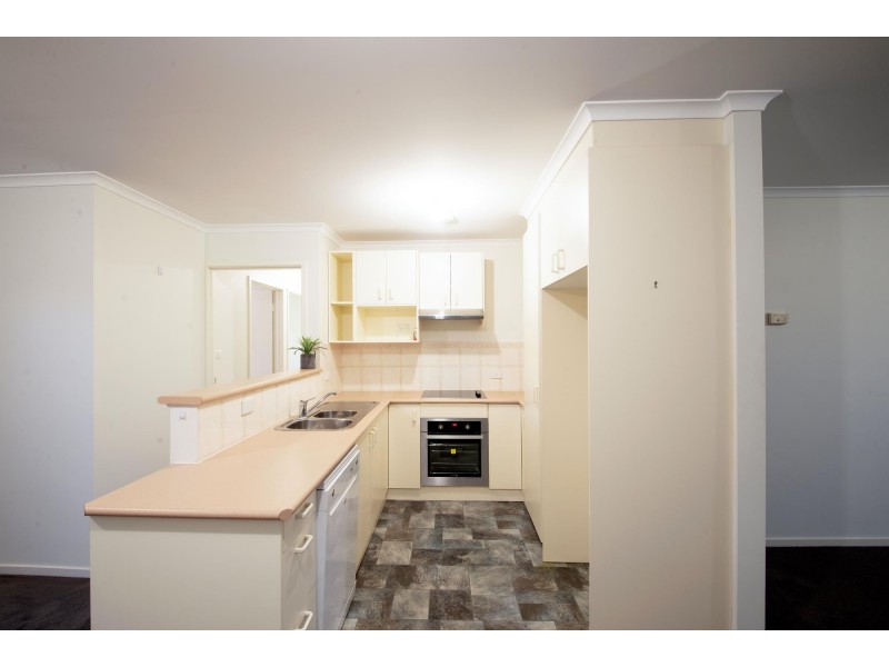 6/80 Paul Coe  Crescent, Ngunnawal ACT 2913