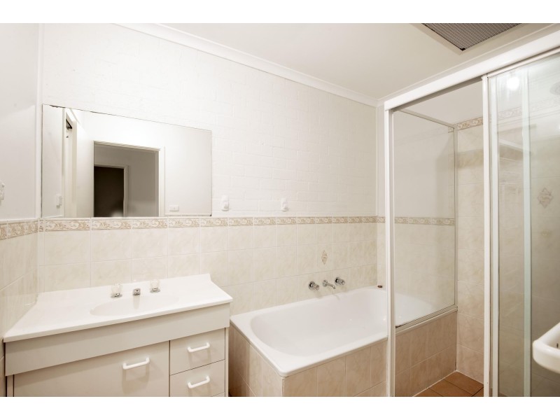 6/80 Paul Coe  Crescent, Ngunnawal ACT 2913