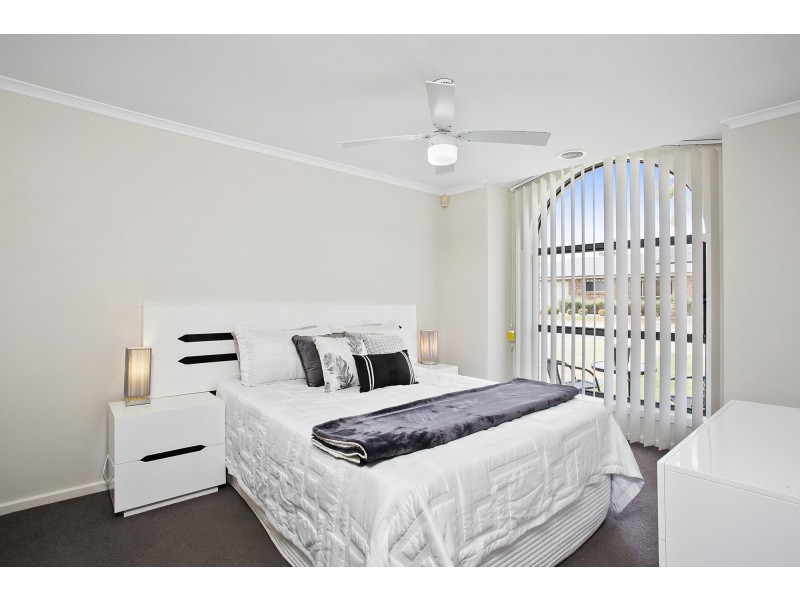 15 Triton Street, Dunlop ACT 2615