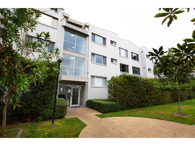 130/395 Antill Street, Watson ACT 2602