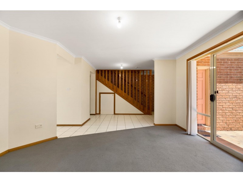 3/9 Port Jackson Circuit, Phillip ACT 2606