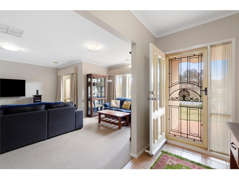 12 Bywaters Street, Amaroo ACT 2914