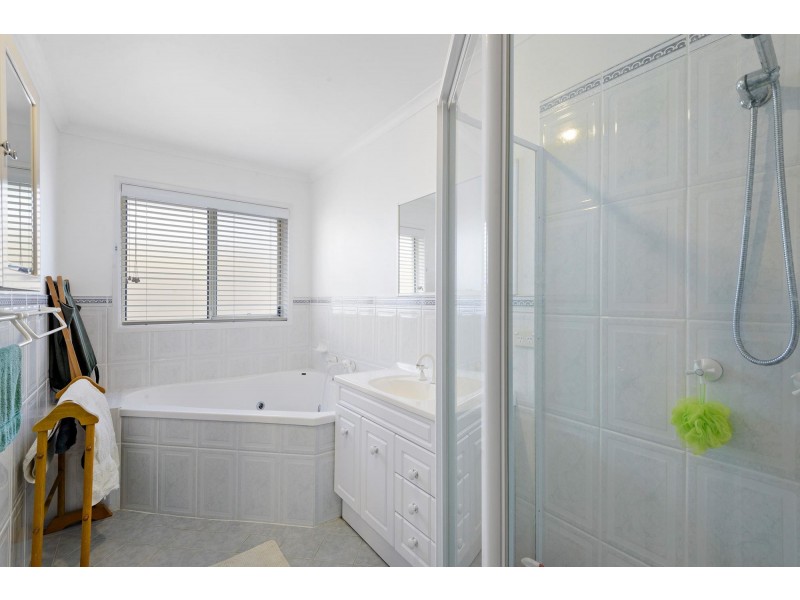 12 Bywaters Street, Amaroo ACT 2914