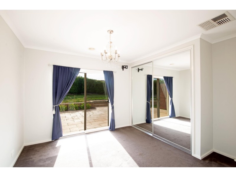 11 Elphick Place, Bonner ACT 2914