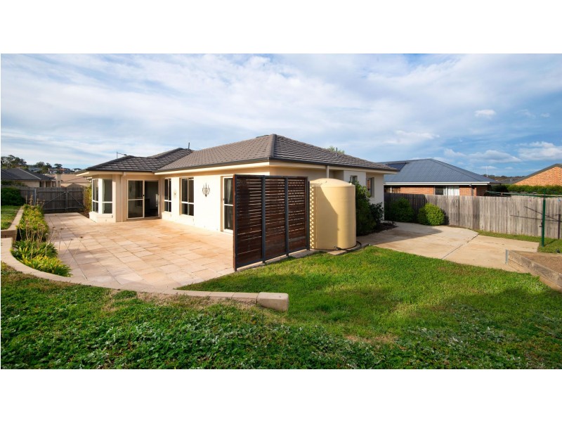 11 Elphick Place, Bonner ACT 2914