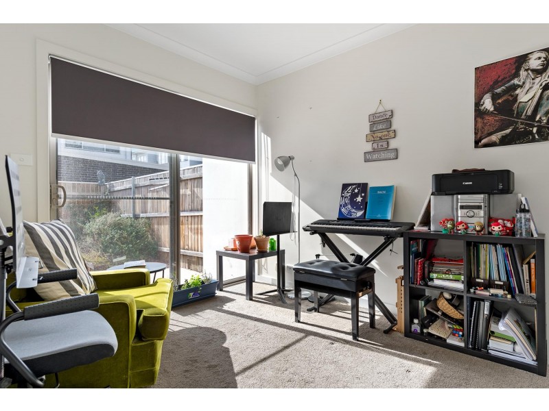 6/8 Henry Kendall Street, Franklin ACT 2913