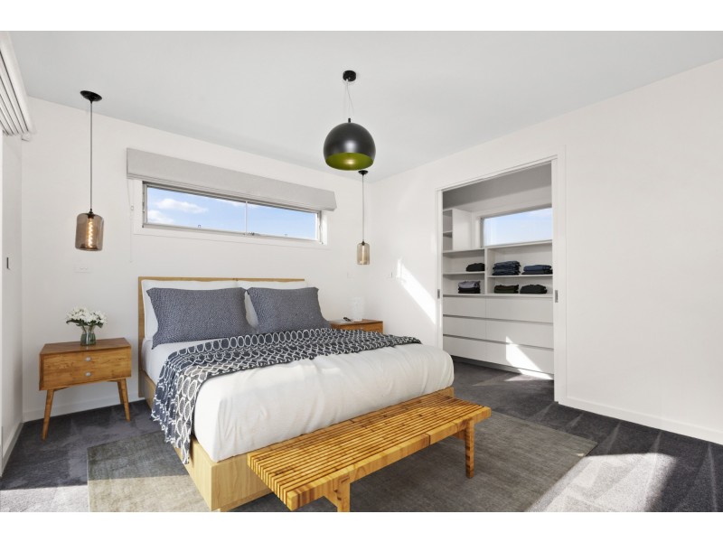 15 Maranunga Crescent, Crace ACT 2911