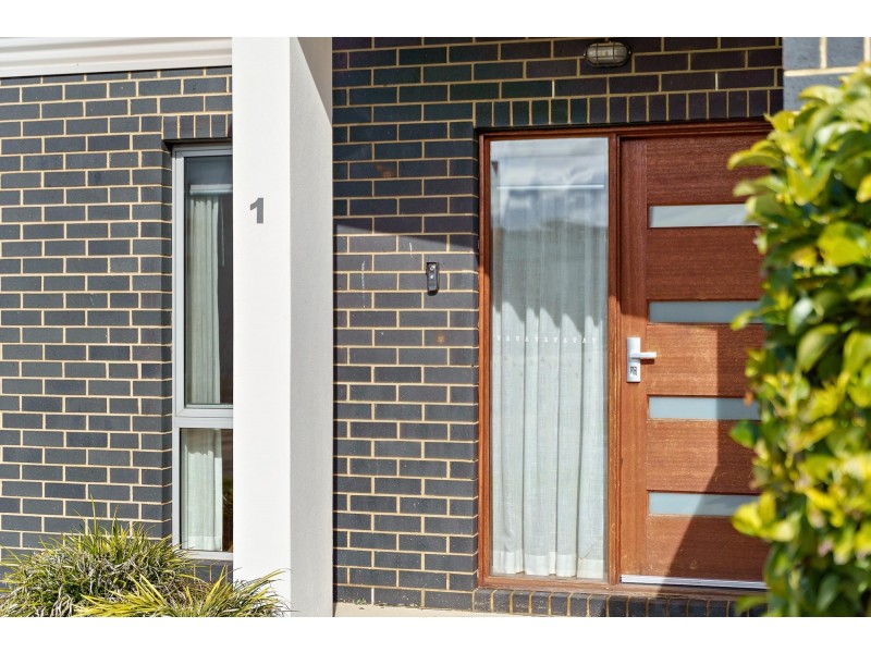 1/5 Keith Waller Rise, Casey ACT 2913