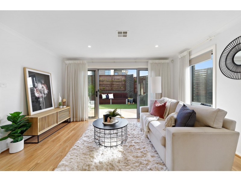 1/5 Keith Waller Rise, Casey ACT 2913