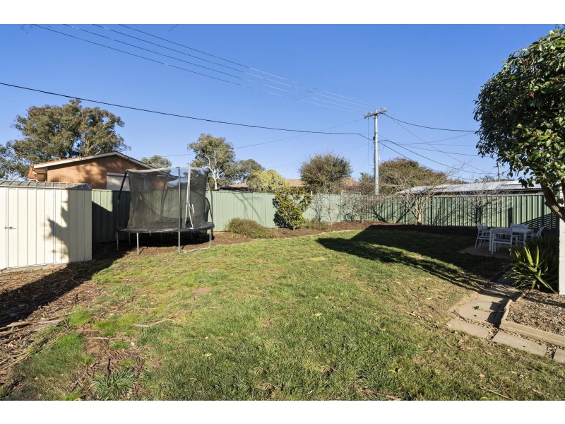 39 McCabe Crescent, Holt ACT 2615