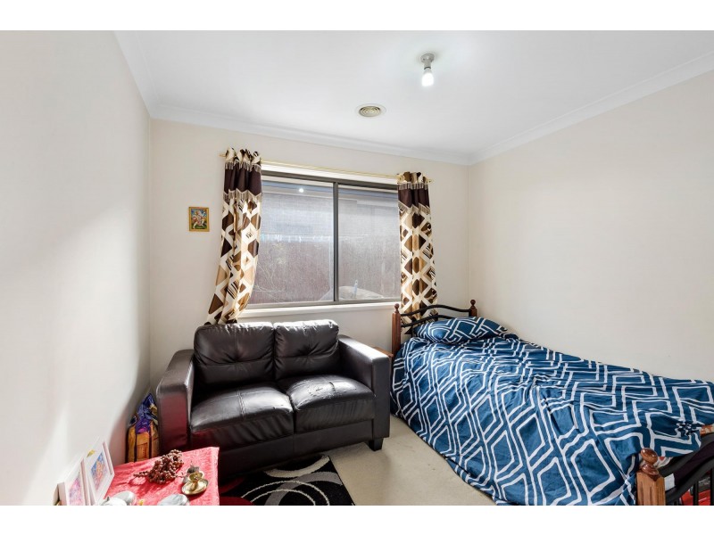 15 Punyibah Street, Crace ACT 2911