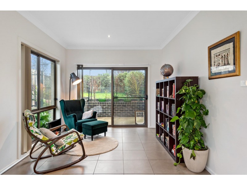 1/12 Lomax Street, Forde ACT 2914