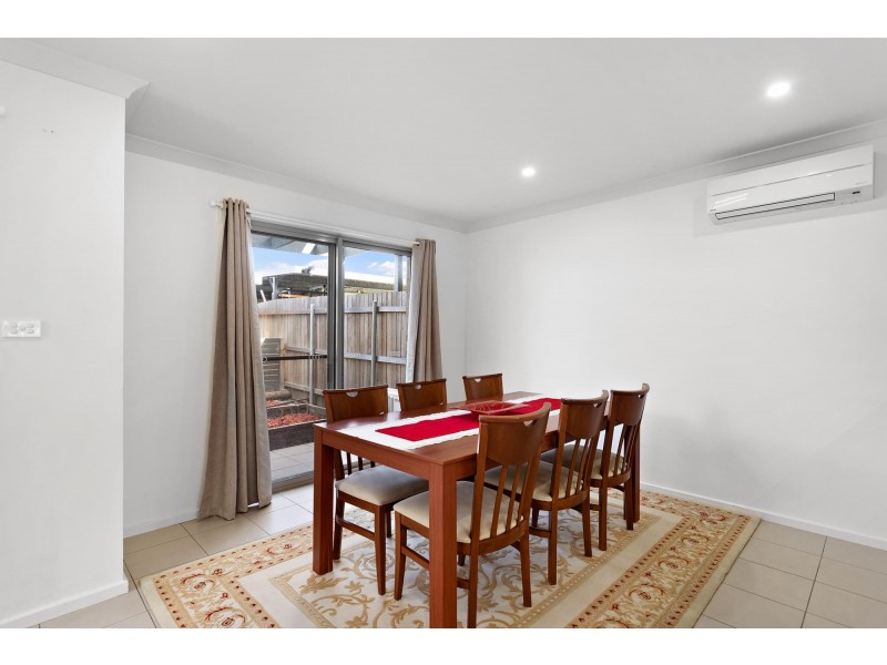 14 Lambrick Lane, Casey ACT 2913