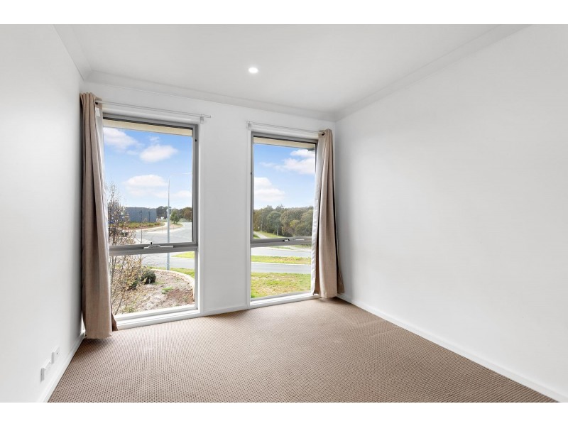 14 Lambrick Lane, Casey ACT 2913