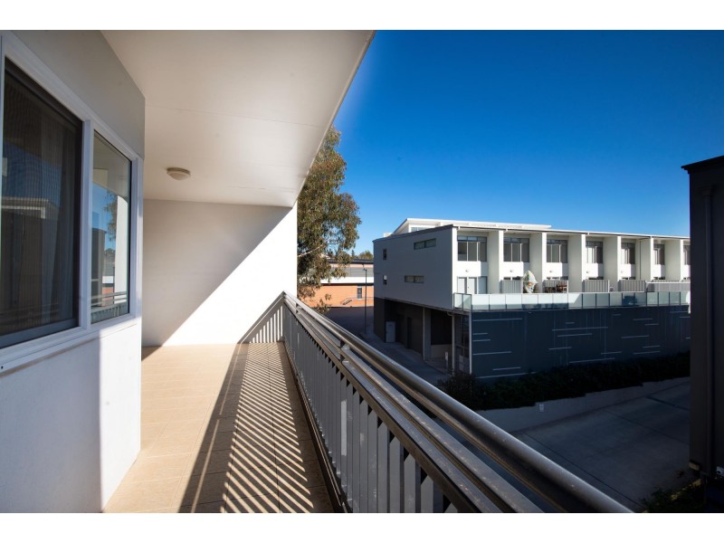 97/68 Hardwick Crescent, Holt ACT 2615