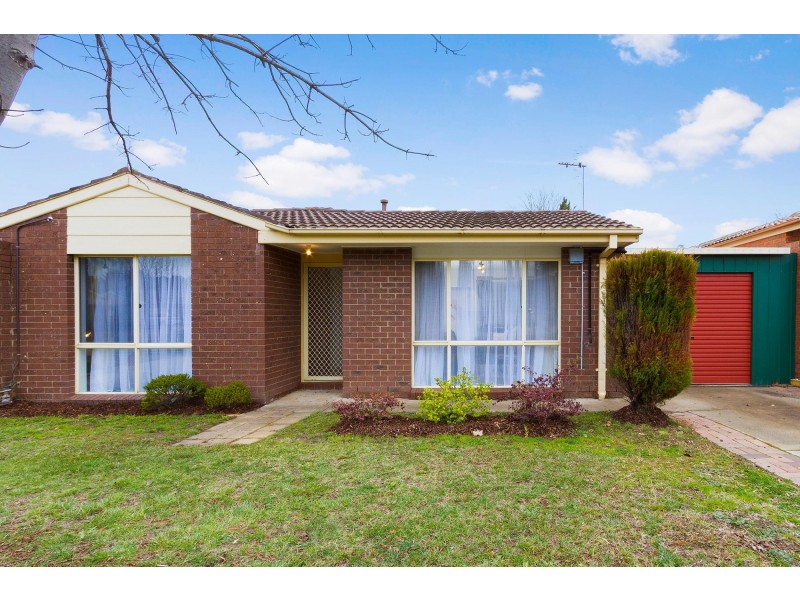 4 Samuels Crescent, Ngunnawal ACT 2913