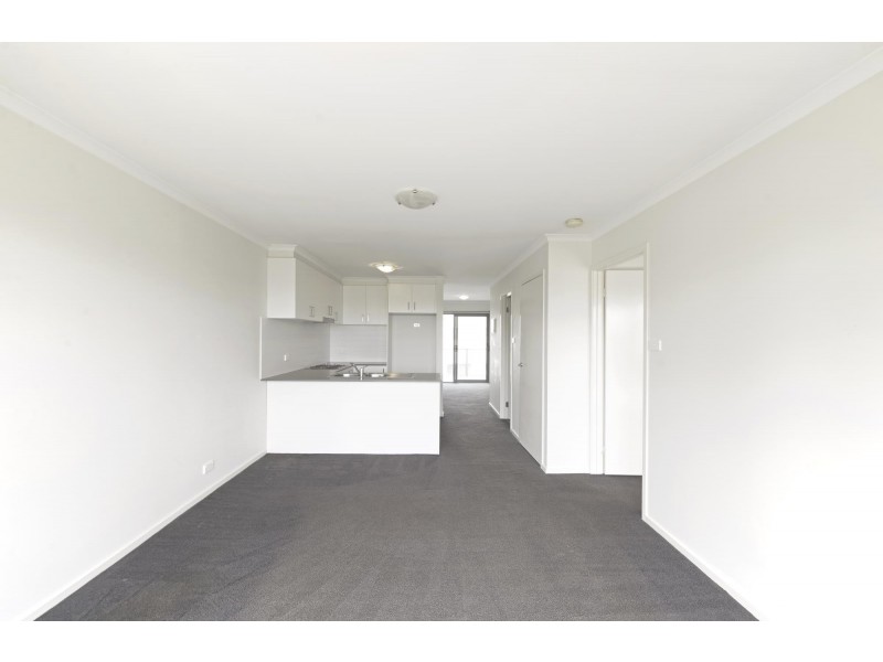 100/75 Elizabeth Jolley Crescent, Franklin ACT 2913