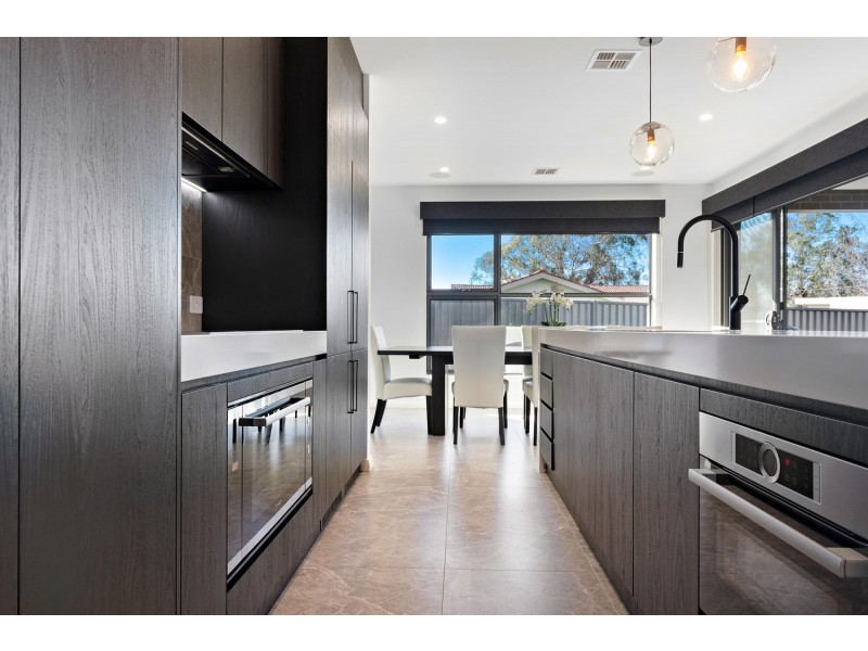 9B Gluyas Street, Farrer ACT 2607