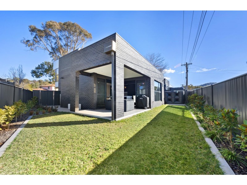 9B Gluyas Street, Farrer ACT 2607