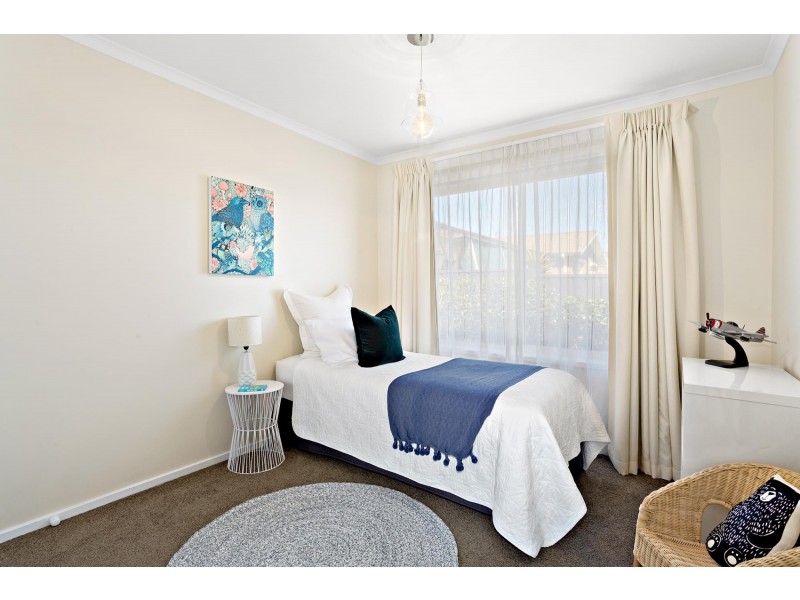 11 Freeling Crescent, Palmerston ACT 2913