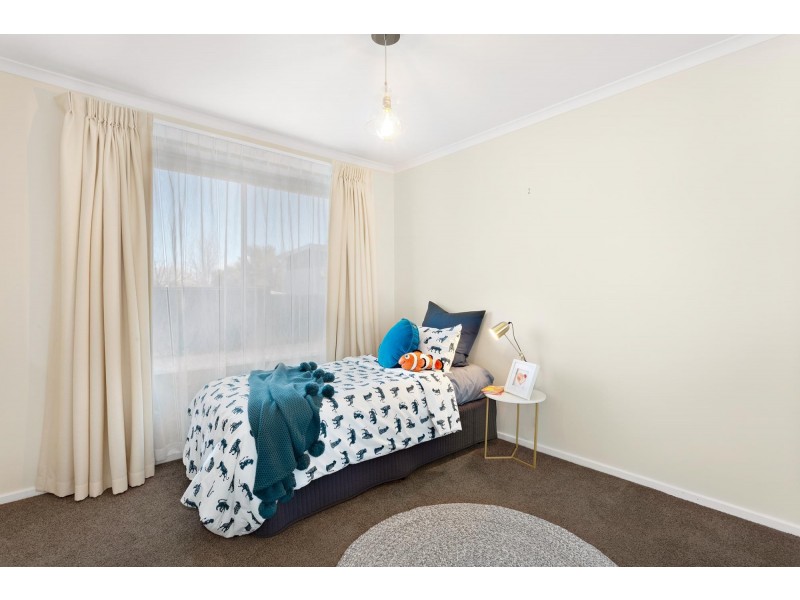 11 Freeling Crescent, Palmerston ACT 2913