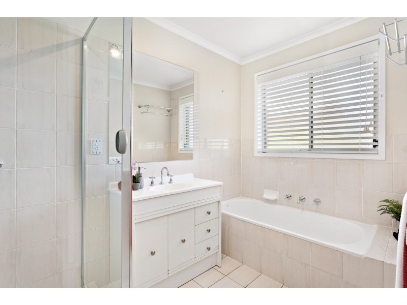 11 Freeling Crescent, Palmerston ACT 2913