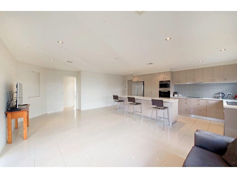 7 Mavis Latham Street, Franklin ACT 2913