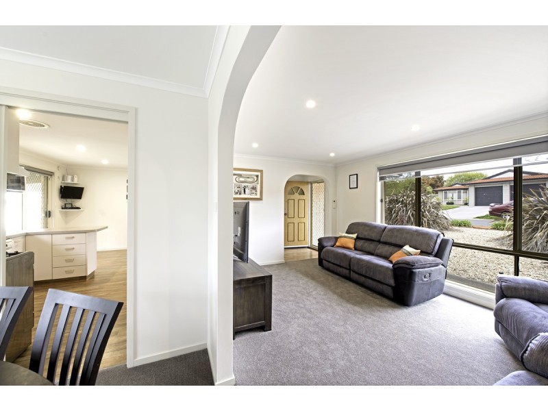 21 Augustus Close, Palmerston ACT 2913