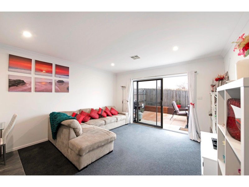 8/2 McGovern Street, Casey ACT 2913