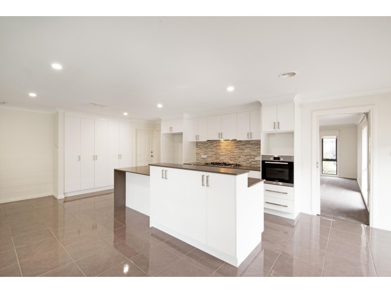 4 Renfree Street, Casey ACT 2913