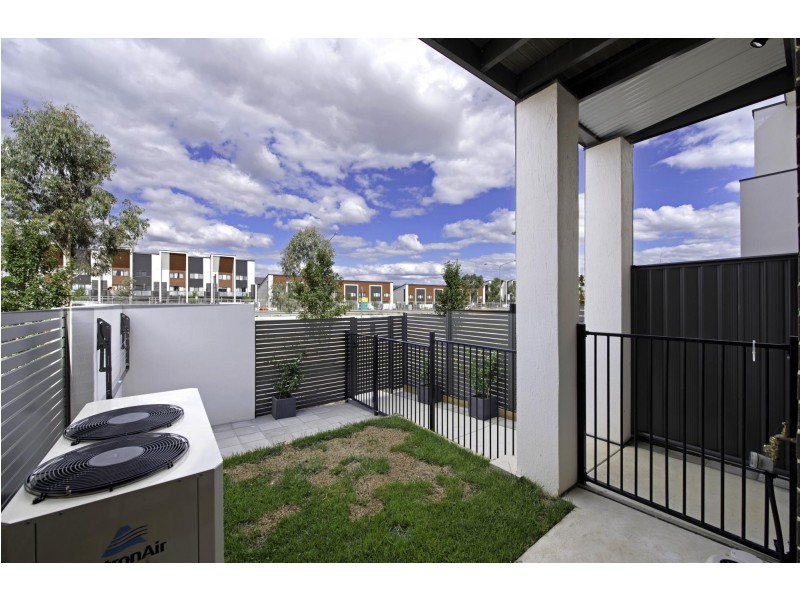 20/50 Henry Kendall Street, Franklin ACT 2913