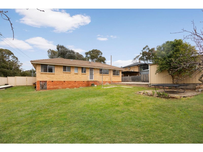 34 Brownless Street, Macgregor ACT 2615