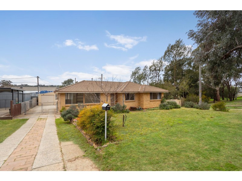 34 Brownless Street, Macgregor ACT 2615
