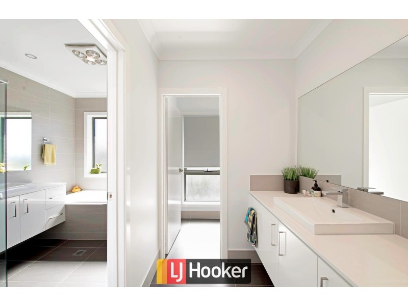 56 Clancy McKenna Crescent, Bonner ACT 2914