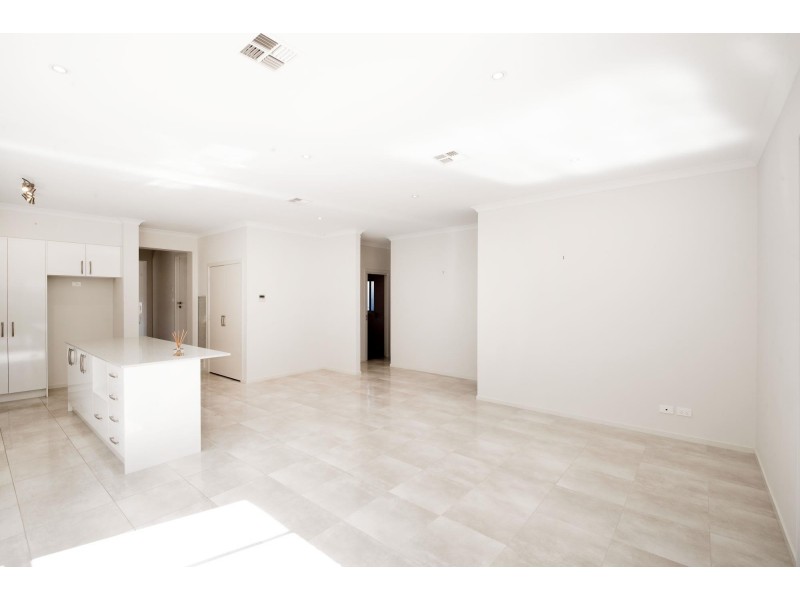 43 Djerrkura Street, Bonner ACT 2914