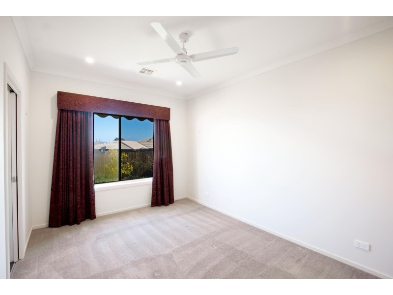 43 Djerrkura Street, Bonner ACT 2914