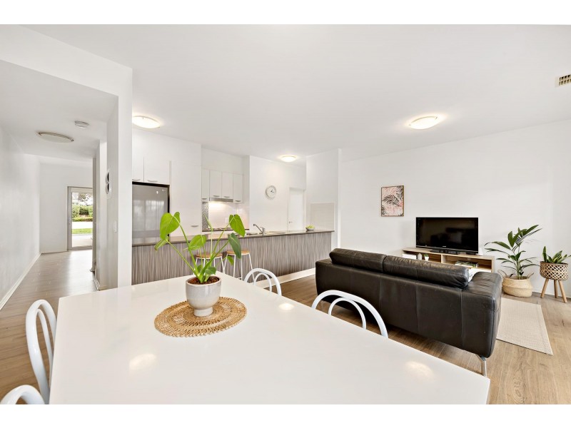 104/329 Flemington Road, Franklin ACT 2913