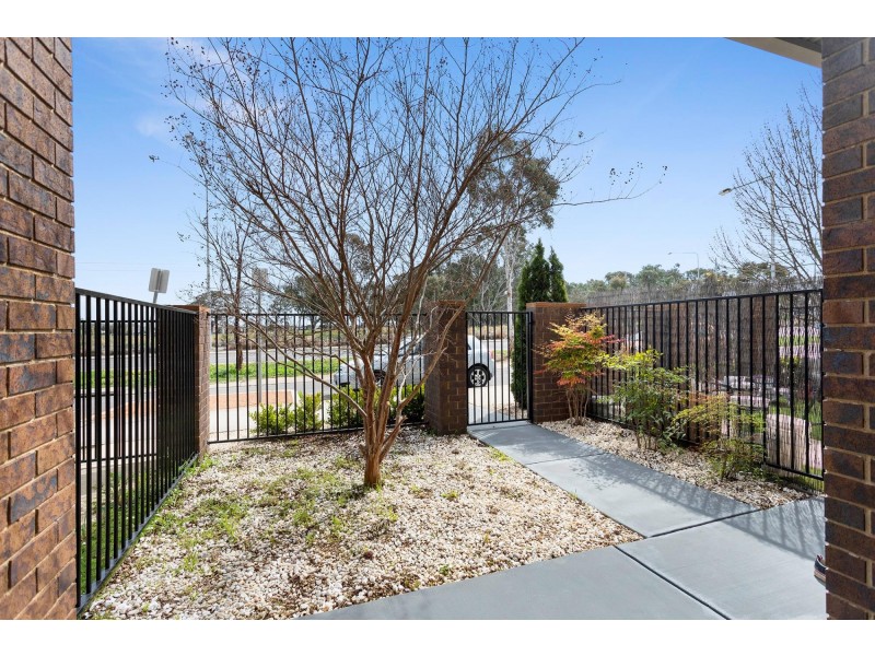 37/144 Flemington Road, Harrison ACT 2914